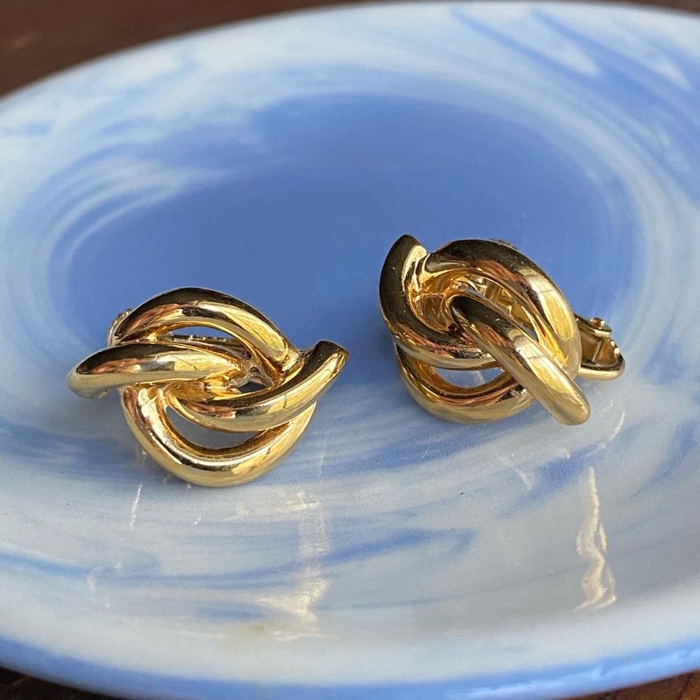 Vintage Napier Gold-Tone Clip On Earrings